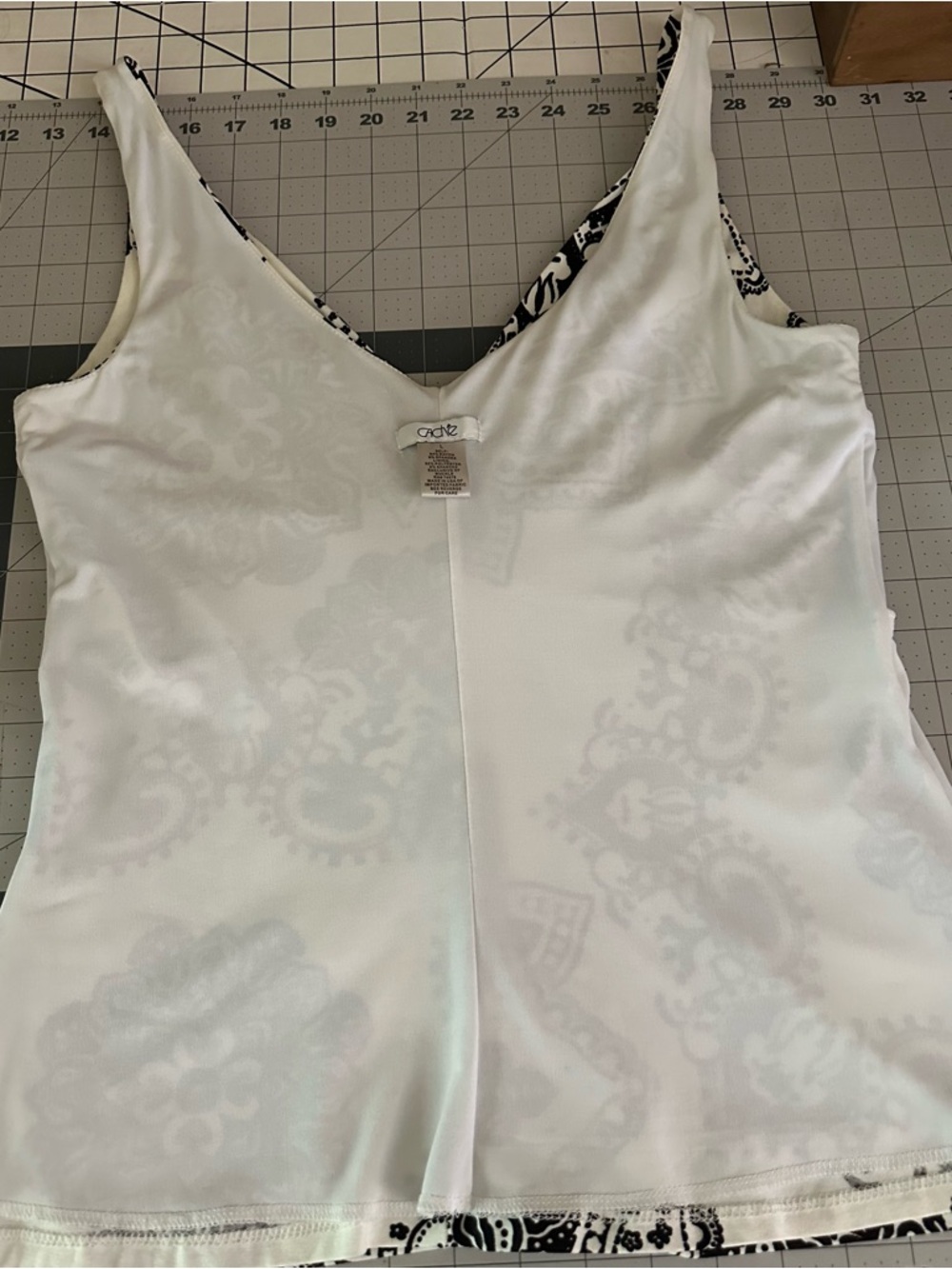 Cache Dressy Top - Picture 6 of 9